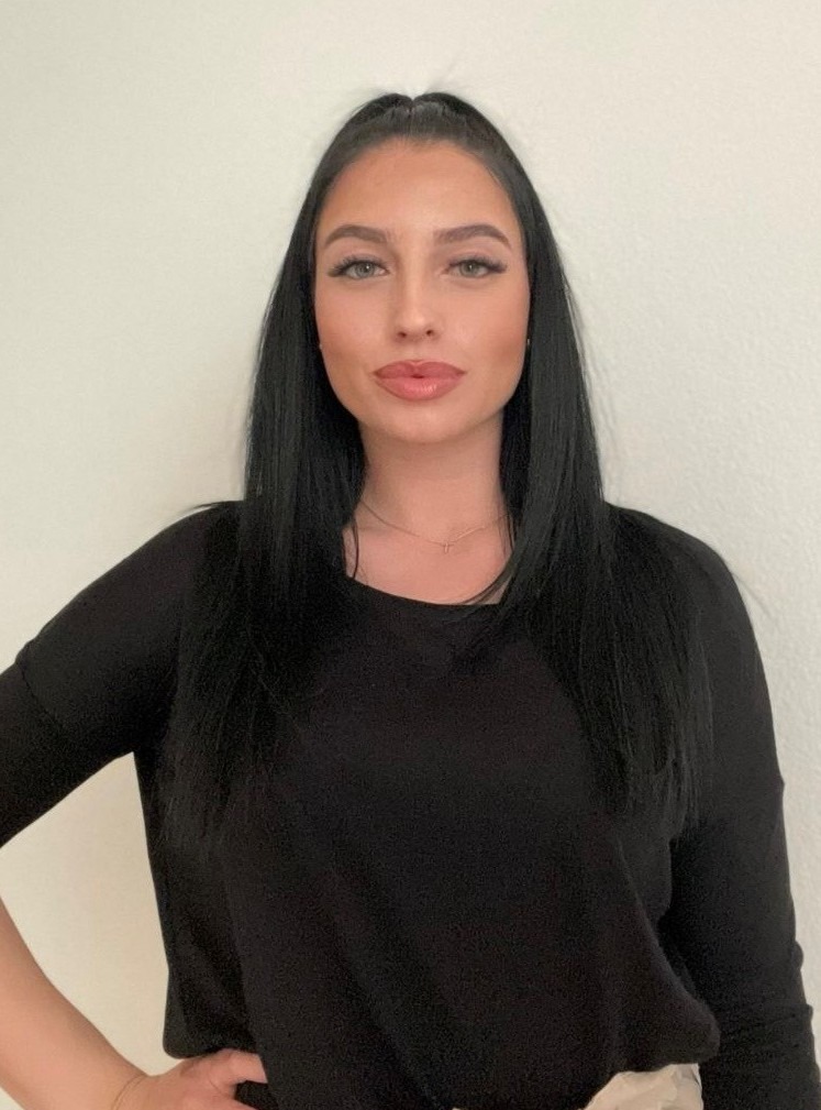 Larissa Colasurdo.jpg